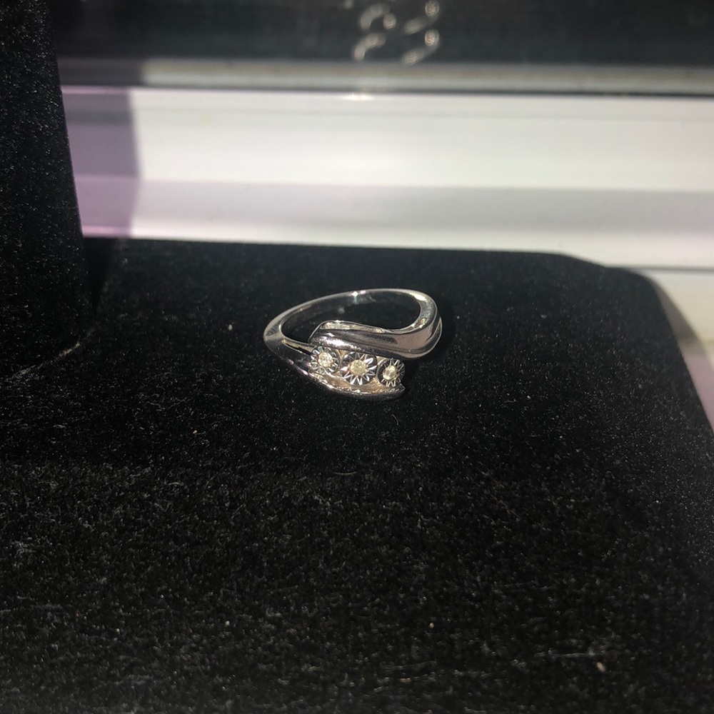 sterling silver 3 stone ring